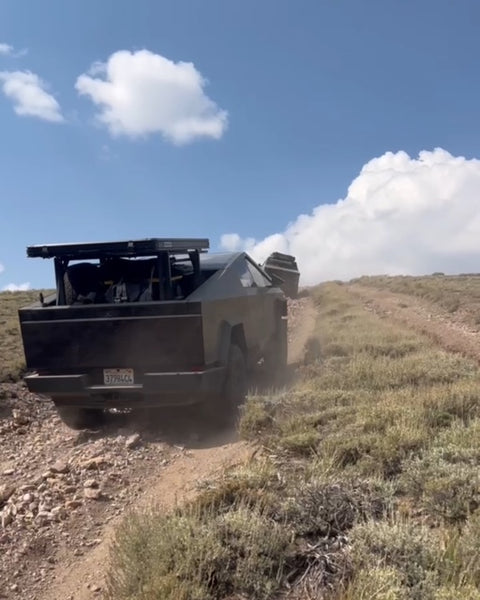 SkyPod Adventure System for Cybertruck